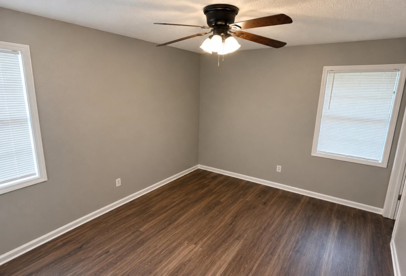 1902 MERRIMAC CV, Southaven, Mississippi 38671-5124, 3 Bedroom Bedrooms, 5 Room Rooms,1.1 BathroomBathrooms,Residential,For Sale,MERRIMAC,0,10229295