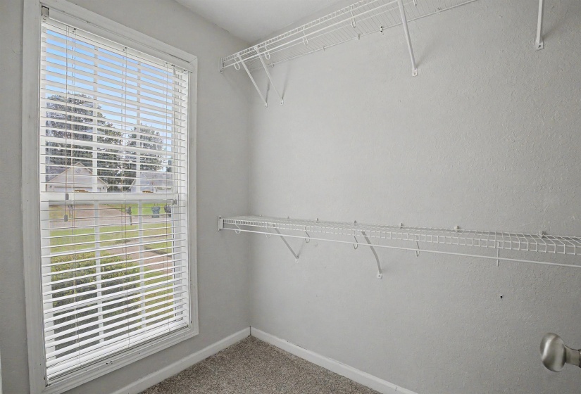 9 BROADLEAF CV, Jackson, Tennessee 38305, 3 Bedroom Bedrooms, 9 Room Rooms,2 BathroomBathrooms,Residential,For Sale,BROADLEAF,0,10229296