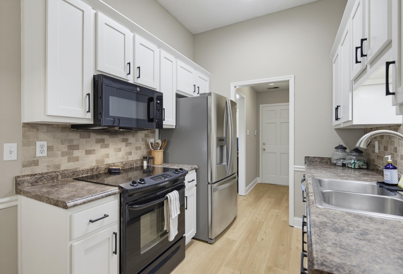 7685 SHADOW HILLS DR, Bartlett, Tennessee 38002, 3 Bedroom Bedrooms, 3 Room Rooms,2 BathroomBathrooms,Residential,For Sale,SHADOW HILLS,0,10229297