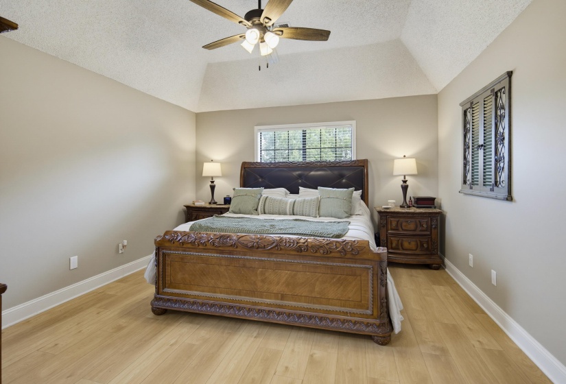 7685 SHADOW HILLS DR, Bartlett, Tennessee 38002, 3 Bedroom Bedrooms, 3 Room Rooms,2 BathroomBathrooms,Residential,For Sale,SHADOW HILLS,0,10229297