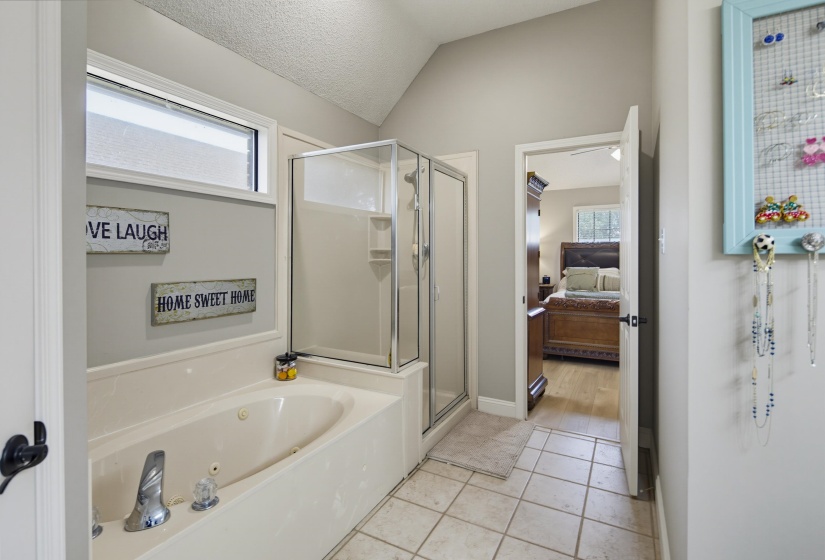 7685 SHADOW HILLS DR, Bartlett, Tennessee 38002, 3 Bedroom Bedrooms, 3 Room Rooms,2 BathroomBathrooms,Residential,For Sale,SHADOW HILLS,0,10229297