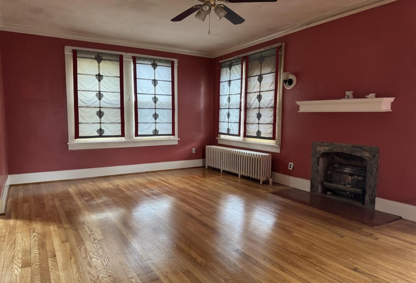 865 BELVEDERE BLVD, Memphis, Tennessee 38107, 4 Bedroom Bedrooms, 8 Room Rooms,1.1 BathroomBathrooms,Residential,For Sale,BELVEDERE,0,10229298