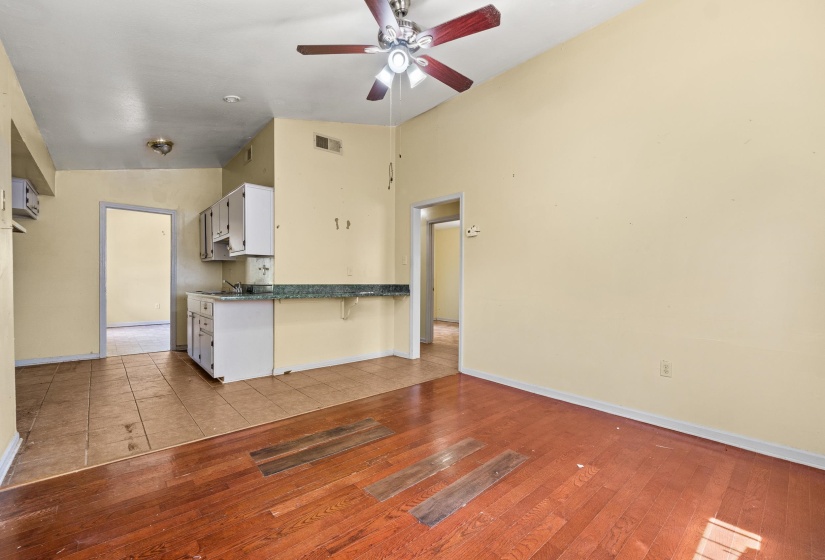 933 WESTERN PARK DR, Memphis, Tennessee 38109, 3 Bedroom Bedrooms, 6 Room Rooms,1 BathroomBathrooms,Residential,For Sale,WESTERN PARK,0,10229299
