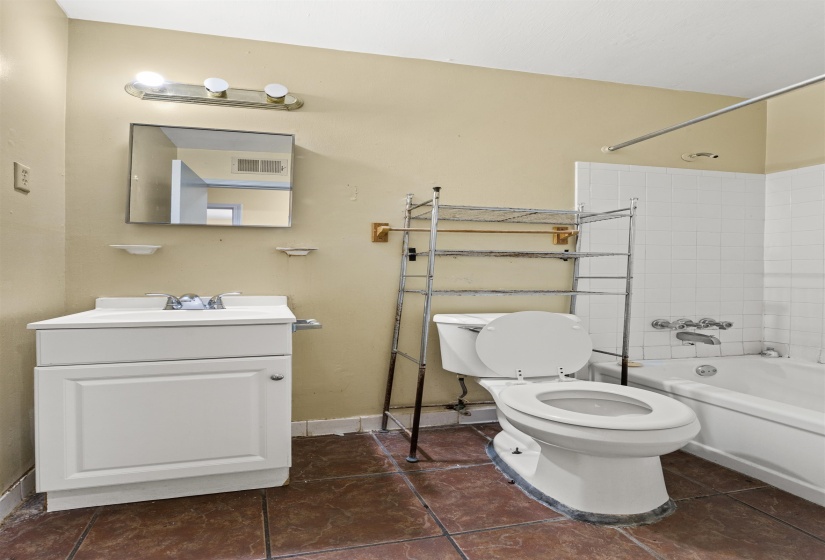 933 WESTERN PARK DR, Memphis, Tennessee 38109, 3 Bedroom Bedrooms, 6 Room Rooms,1 BathroomBathrooms,Residential,For Sale,WESTERN PARK,0,10229299