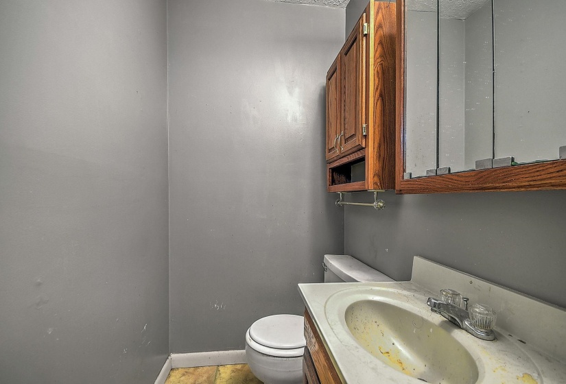 1837 MOUNTAIN VIEW AVE, Other, Tennessee 37664, 4 Bedroom Bedrooms, 8 Room Rooms,2.1 BathroomBathrooms,Residential,For Sale,MOUNTAIN VIEW,0,10229302