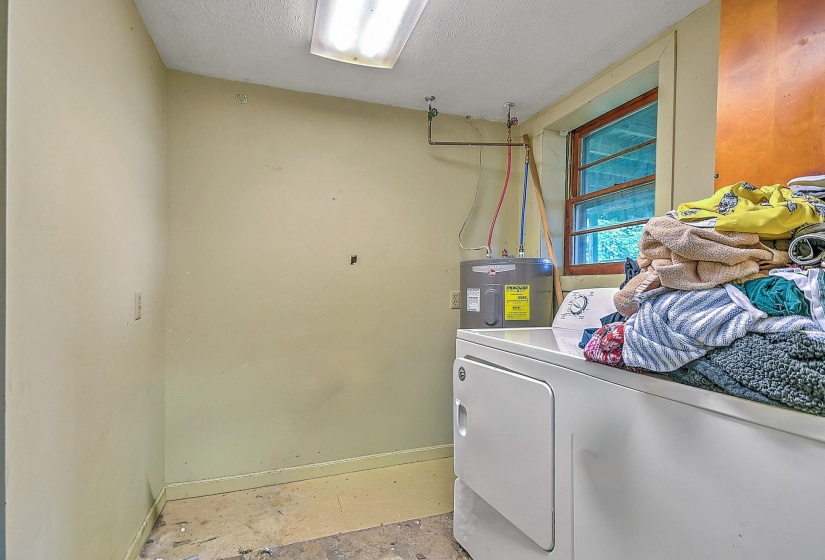 1837 MOUNTAIN VIEW AVE, Other, Tennessee 37664, 4 Bedroom Bedrooms, 8 Room Rooms,2.1 BathroomBathrooms,Residential,For Sale,MOUNTAIN VIEW,0,10229302