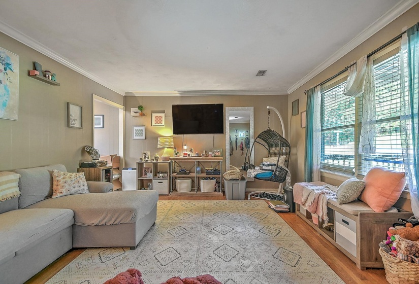 1837 MOUNTAIN VIEW AVE, Other, Tennessee 37664, 4 Bedroom Bedrooms, 8 Room Rooms,2.1 BathroomBathrooms,Residential,For Sale,MOUNTAIN VIEW,0,10229302