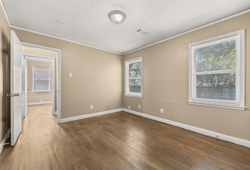 1285 MERRYCREST DR, Memphis, Tennessee 38111, 3 Bedroom Bedrooms, 6 Room Rooms,2 BathroomBathrooms,Residential,For Sale,MERRYCREST,0,10229303