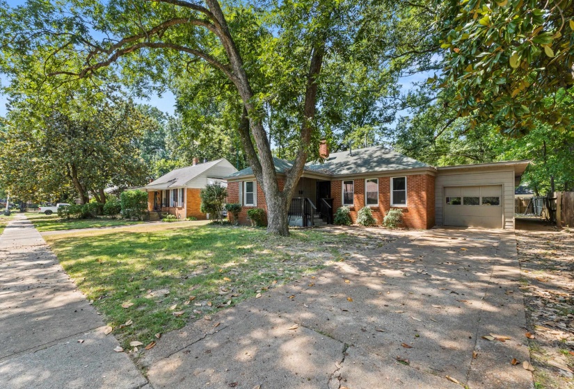 1285 MERRYCREST DR, Memphis, Tennessee 38111, 3 Bedroom Bedrooms, 6 Room Rooms,2 BathroomBathrooms,Residential,For Sale,MERRYCREST,0,10229303