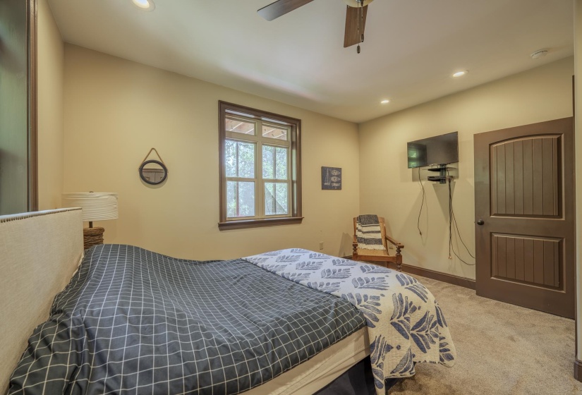135 INDIGO PT, Savannah, Tennessee 38372, 6 Bedroom Bedrooms, 10 Room Rooms,3 BathroomBathrooms,Residential,For Sale,INDIGO,0,10229308