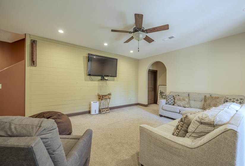 135 INDIGO PT, Savannah, Tennessee 38372, 6 Bedroom Bedrooms, 10 Room Rooms,3 BathroomBathrooms,Residential,For Sale,INDIGO,0,10229308