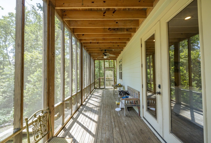 135 INDIGO PT, Savannah, Tennessee 38372, 6 Bedroom Bedrooms, 10 Room Rooms,3 BathroomBathrooms,Residential,For Sale,INDIGO,0,10229308