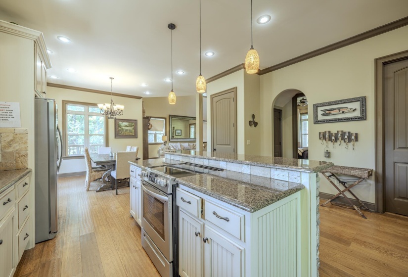 135 INDIGO PT, Savannah, Tennessee 38372, 6 Bedroom Bedrooms, 10 Room Rooms,3 BathroomBathrooms,Residential,For Sale,INDIGO,0,10229308