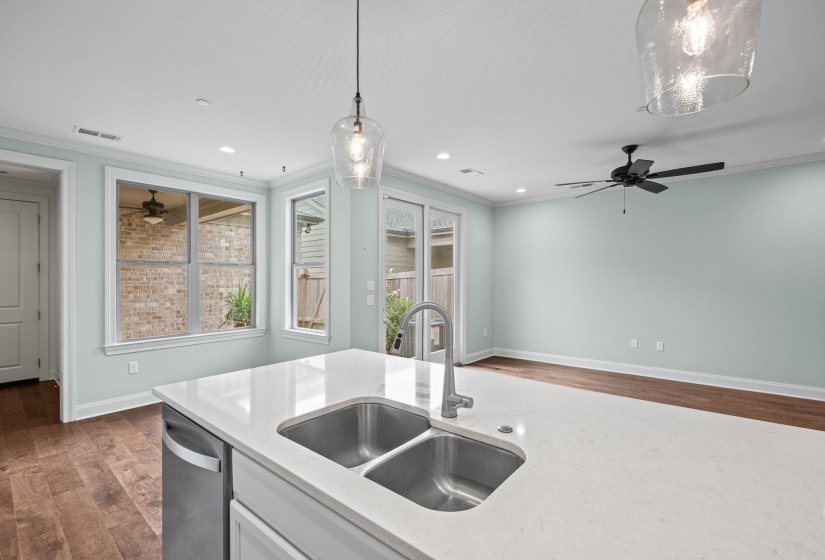 518 ARMEL DR, Collierville, Tennessee 38017, 3 Bedroom Bedrooms, 6 Room Rooms,2.1 BathroomBathrooms,Residential,For Sale,ARMEL,0,10229315