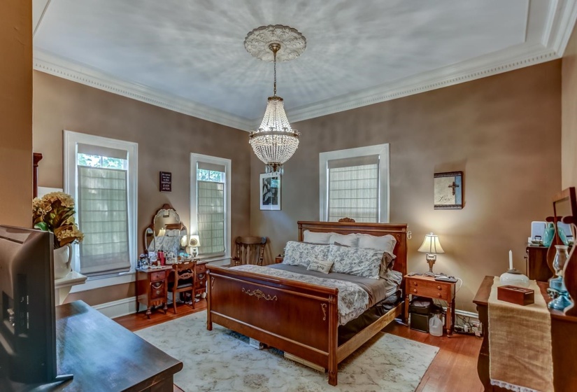 127 GHOLSON AVE, Holly Springs, Mississippi 38635, 4 Bedroom Bedrooms, 11 Room Rooms,2.1 BathroomBathrooms,Residential,For Sale,GHOLSON,0,10229322