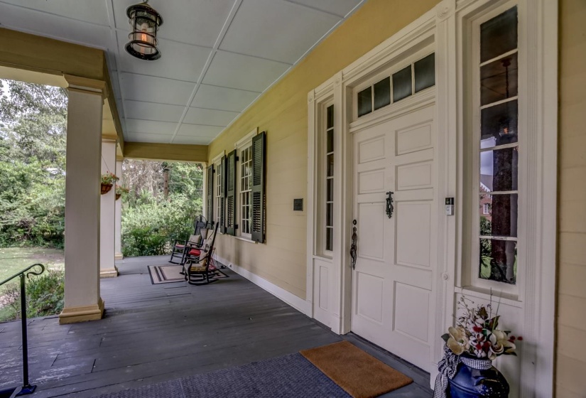 127 GHOLSON AVE, Holly Springs, Mississippi 38635, 4 Bedroom Bedrooms, 11 Room Rooms,2.1 BathroomBathrooms,Residential,For Sale,GHOLSON,0,10229322