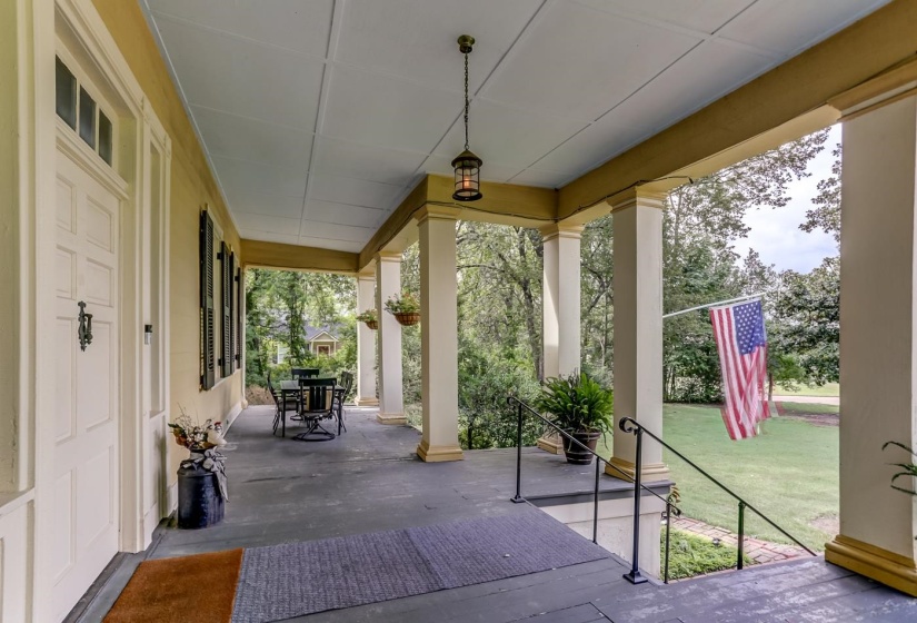 127 GHOLSON AVE, Holly Springs, Mississippi 38635, 4 Bedroom Bedrooms, 11 Room Rooms,2.1 BathroomBathrooms,Residential,For Sale,GHOLSON,0,10229322