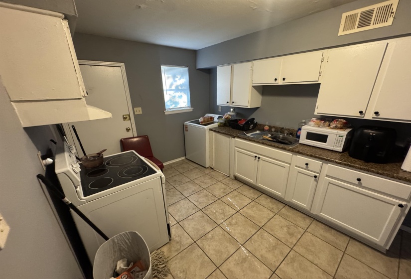 3133 NATHAN AVE, Memphis, Tennessee 38112, 2 Bedroom Bedrooms, 0 ,1 BathroomBathrooms,Duplexes,For Sale,NATHAN,0,10229329