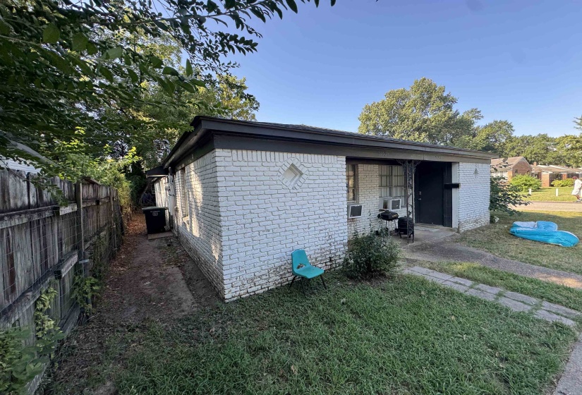 3133 NATHAN AVE, Memphis, Tennessee 38112, 2 Bedroom Bedrooms, 0 ,1 BathroomBathrooms,Duplexes,For Sale,NATHAN,0,10229329