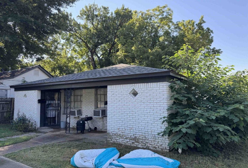 3133 NATHAN AVE, Memphis, Tennessee 38112, 2 Bedroom Bedrooms, 0 ,1 BathroomBathrooms,Duplexes,For Sale,NATHAN,0,10229329