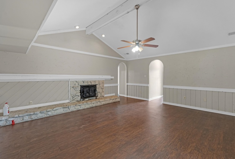 6128 RAINTREE DR, Memphis, Tennessee 38115, 3 Bedroom Bedrooms, 7 Room Rooms,2 BathroomBathrooms,Residential,For Sale,RAINTREE,0,10218265