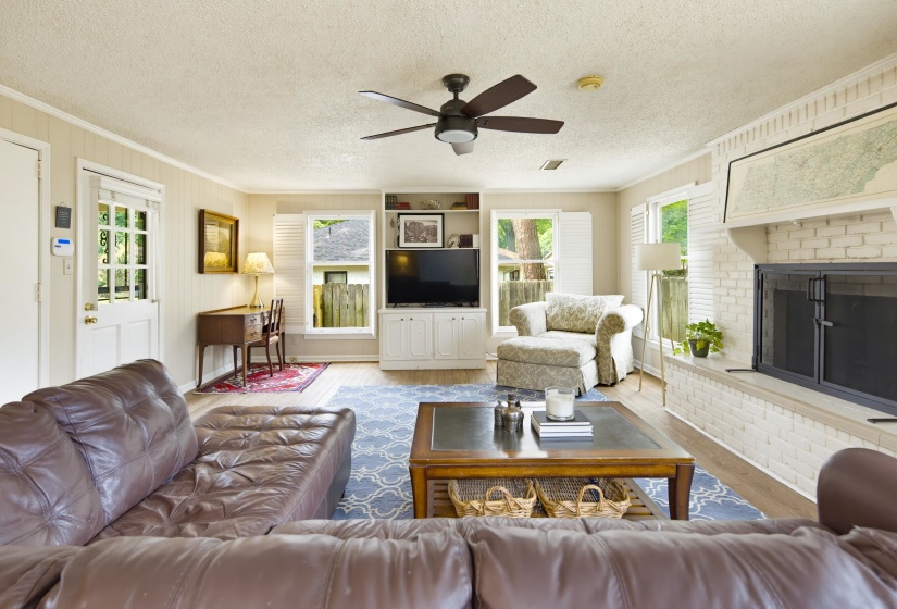 5104 NORMANDY AVE, Memphis, Tennessee 38117, 3 Bedroom Bedrooms, 7 Room Rooms,2 BathroomBathrooms,Residential,For Sale,NORMANDY,0,10229342