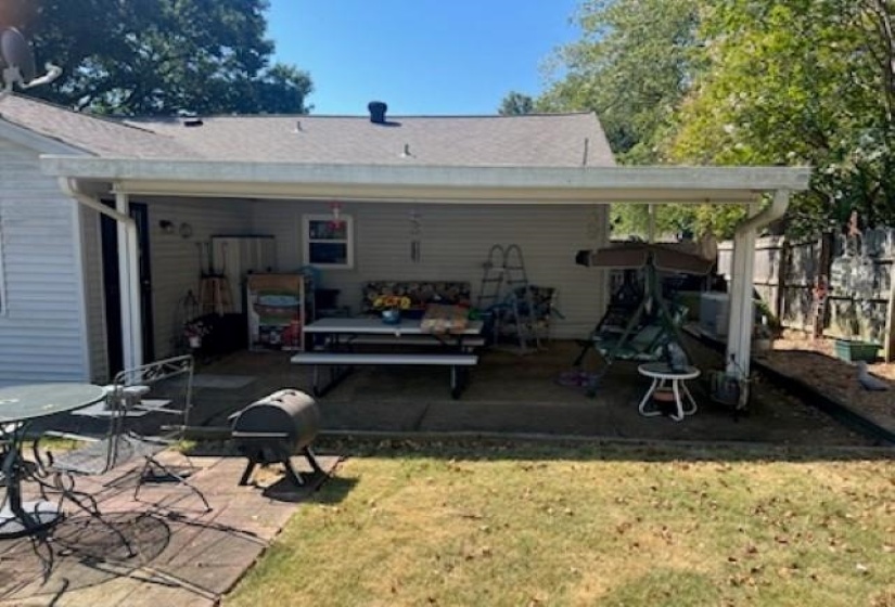 6266 LEDGEWOOD LN, Bartlett, Tennessee 38135, 3 Bedroom Bedrooms, 8 Room Rooms,2 BathroomBathrooms,Residential,For Sale,LEDGEWOOD,0,10229344
