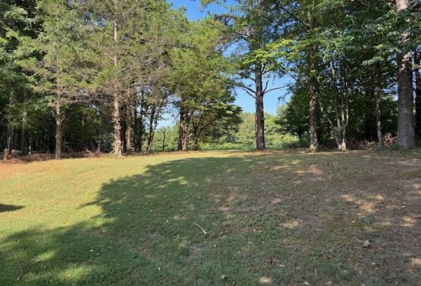 200 FAIRWAY DR, Saulsbury, Tennessee 38067, 3 Bedroom Bedrooms, 7 Room Rooms,2.1 BathroomBathrooms,Residential,For Sale,FAIRWAY,0,10229347