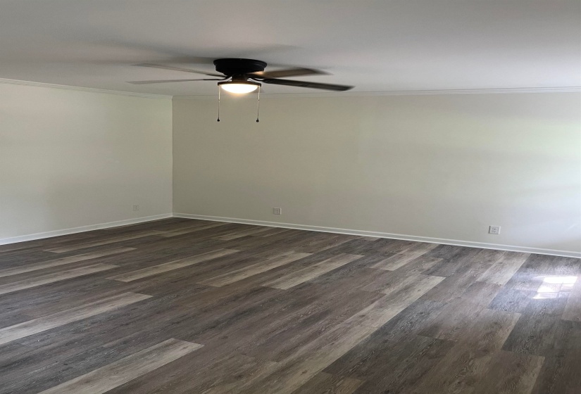 200 FAIRWAY DR, Saulsbury, Tennessee 38067, 3 Bedroom Bedrooms, 7 Room Rooms,2.1 BathroomBathrooms,Residential,For Sale,FAIRWAY,0,10229347