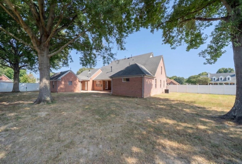 4715 OAK HARBOUR TRCE, Millington, Tennessee 38053, 6 Bedroom Bedrooms, 11 Room Rooms,4.1 BathroomBathrooms,Residential,For Sale,OAK HARBOUR,0,10229348