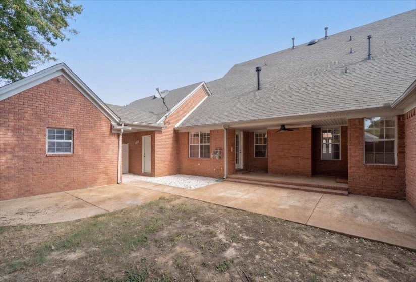 4715 OAK HARBOUR TRCE, Millington, Tennessee 38053, 6 Bedroom Bedrooms, 11 Room Rooms,4.1 BathroomBathrooms,Residential,For Sale,OAK HARBOUR,0,10229348