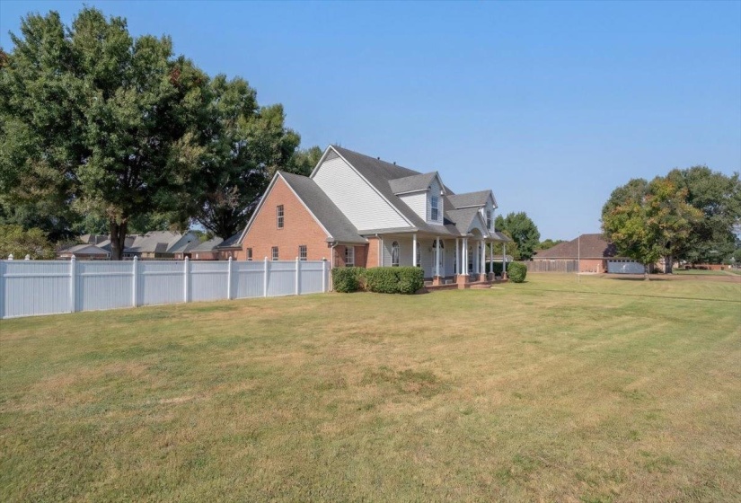 4715 OAK HARBOUR TRCE, Millington, Tennessee 38053, 6 Bedroom Bedrooms, 11 Room Rooms,4.1 BathroomBathrooms,Residential,For Sale,OAK HARBOUR,0,10229348
