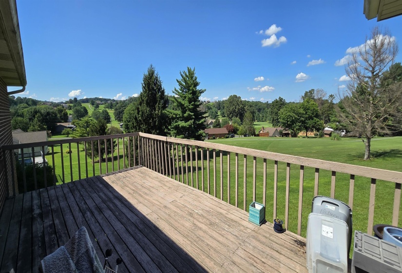 296 BATTLEFIELD DR, Dandridge, Tennessee 37725, 3 Bedroom Bedrooms, 7 Room Rooms,2 BathroomBathrooms,Residential,For Sale,BATTLEFIELD,0,10229351