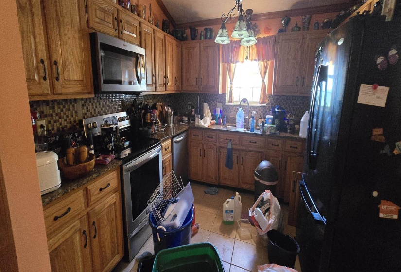 296 BATTLEFIELD DR, Dandridge, Tennessee 37725, 3 Bedroom Bedrooms, 7 Room Rooms,2 BathroomBathrooms,Residential,For Sale,BATTLEFIELD,0,10229351