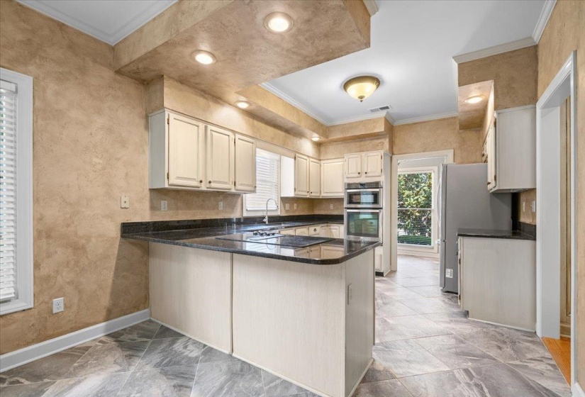 2506 EAGLERIDGE LN, Memphis, Tennessee 38016, 3 Bedroom Bedrooms, 7 Room Rooms,2.1 BathroomBathrooms,Residential,For Sale,EAGLERIDGE,0,10229352