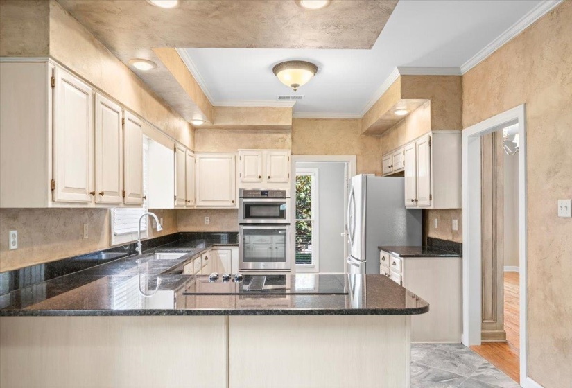 2506 EAGLERIDGE LN, Memphis, Tennessee 38016, 3 Bedroom Bedrooms, 7 Room Rooms,2.1 BathroomBathrooms,Residential,For Sale,EAGLERIDGE,0,10229352
