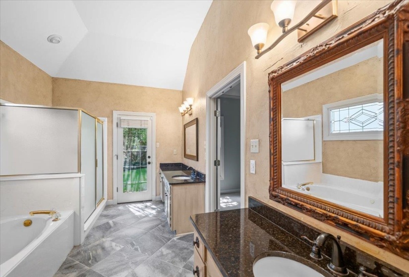 2506 EAGLERIDGE LN, Memphis, Tennessee 38016, 3 Bedroom Bedrooms, 7 Room Rooms,2.1 BathroomBathrooms,Residential,For Sale,EAGLERIDGE,0,10229352