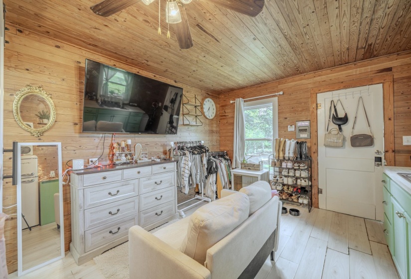 340 OAK ST, Savannah, Tennessee 38372, 2 Bedroom Bedrooms, 7 Room Rooms,1 BathroomBathrooms,Residential,For Sale,OAK,0,10229354