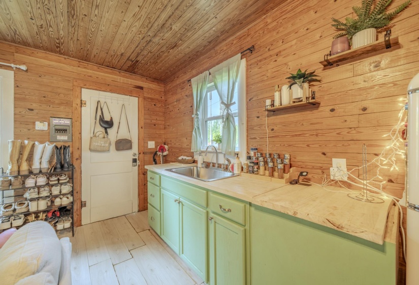 340 OAK ST, Savannah, Tennessee 38372, 2 Bedroom Bedrooms, 7 Room Rooms,1 BathroomBathrooms,Residential,For Sale,OAK,0,10229354