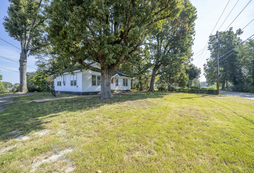 340 OAK ST, Savannah, Tennessee 38372, 2 Bedroom Bedrooms, 7 Room Rooms,1 BathroomBathrooms,Residential,For Sale,OAK,0,10229354