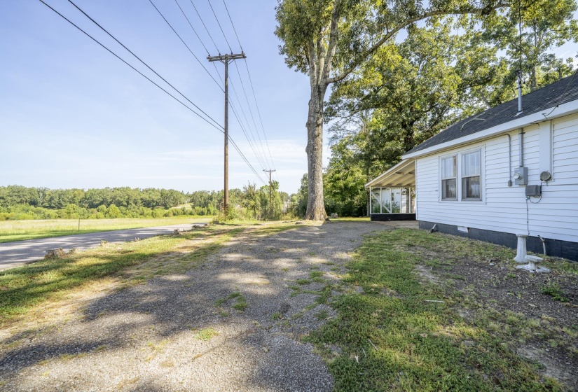 340 OAK ST, Savannah, Tennessee 38372, 2 Bedroom Bedrooms, 7 Room Rooms,1 BathroomBathrooms,Residential,For Sale,OAK,0,10229354