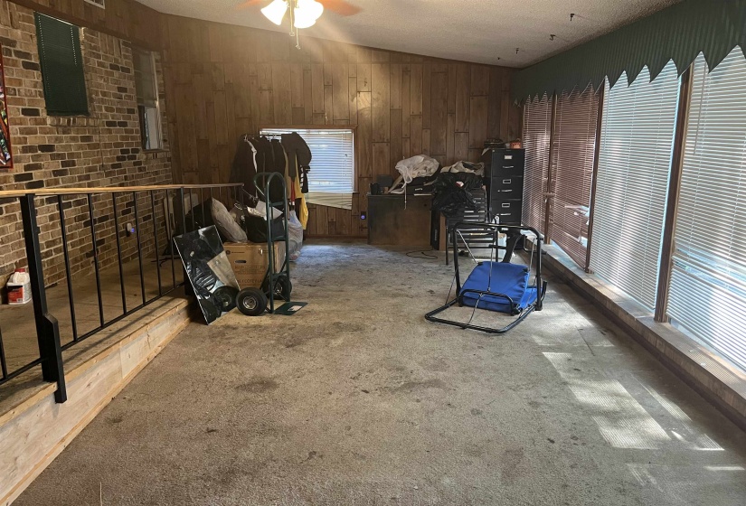 5383 PATRICK HENRY DR, Memphis, Tennessee 38134, 3 Bedroom Bedrooms, 8 Room Rooms,2 BathroomBathrooms,Residential,For Sale,PATRICK HENRY,0,10229355