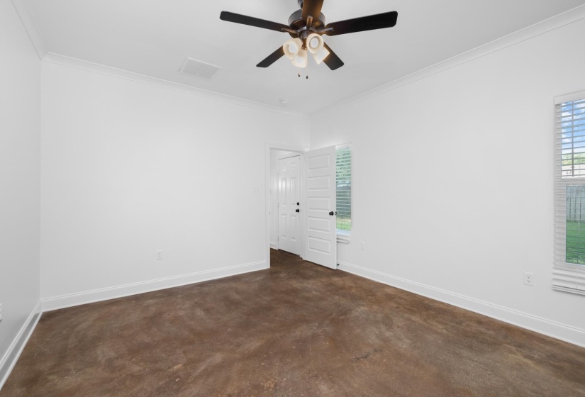 1534 DELMONT RD, Memphis, Tennessee 38117, 4 Bedroom Bedrooms, 6 Room Rooms,2.1 BathroomBathrooms,Residential,For Sale,DELMONT,0,10229324