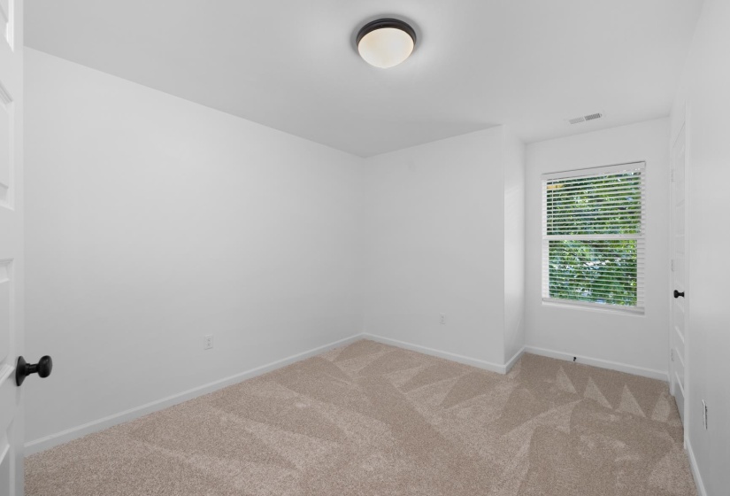 1534 DELMONT RD, Memphis, Tennessee 38117, 4 Bedroom Bedrooms, 6 Room Rooms,2.1 BathroomBathrooms,Residential,For Sale,DELMONT,0,10229324