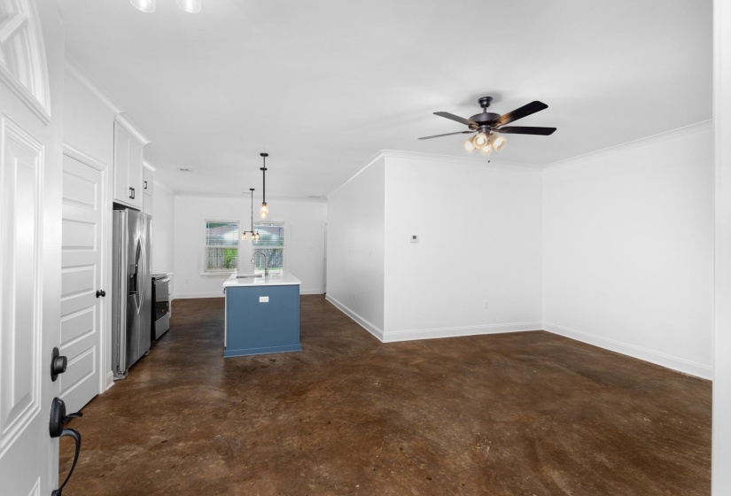 1534 DELMONT RD, Memphis, Tennessee 38117, 4 Bedroom Bedrooms, 6 Room Rooms,2.1 BathroomBathrooms,Residential,For Sale,DELMONT,0,10229324
