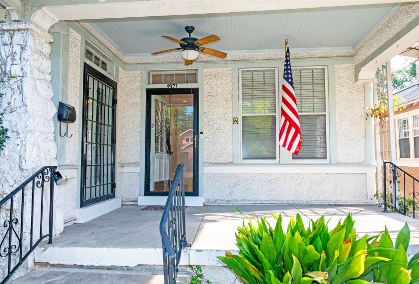 1971 VINTON AVE, Memphis, Tennessee 38104, 5 Bedroom Bedrooms, 8 Room Rooms,2 BathroomBathrooms,Residential,For Sale,VINTON,0,10229325