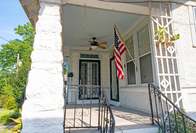 1971 VINTON AVE, Memphis, Tennessee 38104, 5 Bedroom Bedrooms, 8 Room Rooms,2 BathroomBathrooms,Residential,For Sale,VINTON,0,10229325
