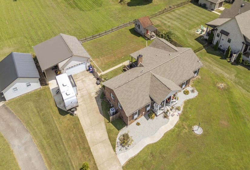 60 AVALON PL, Savannah, Tennessee 38372, 3 Bedroom Bedrooms, 10 Room Rooms,2 BathroomBathrooms,Residential,For Sale,AVALON,0,10229326