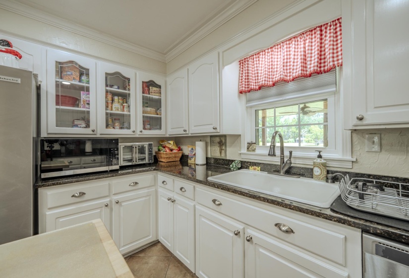 60 AVALON PL, Savannah, Tennessee 38372, 3 Bedroom Bedrooms, 10 Room Rooms,2 BathroomBathrooms,Residential,For Sale,AVALON,0,10229326