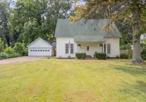 805 MAIN ST, Covington, Tennessee 38019, 4 Bedroom Bedrooms, 7 Room Rooms,2 BathroomBathrooms,Residential,For Sale,MAIN,0,10229327 805 MAIN ST, Covington, Tennessee 38019, 4 Bedroom Bedrooms, 7 Room Rooms,2 BathroomBathrooms,Residential,For Sale,MAIN,0,10229327